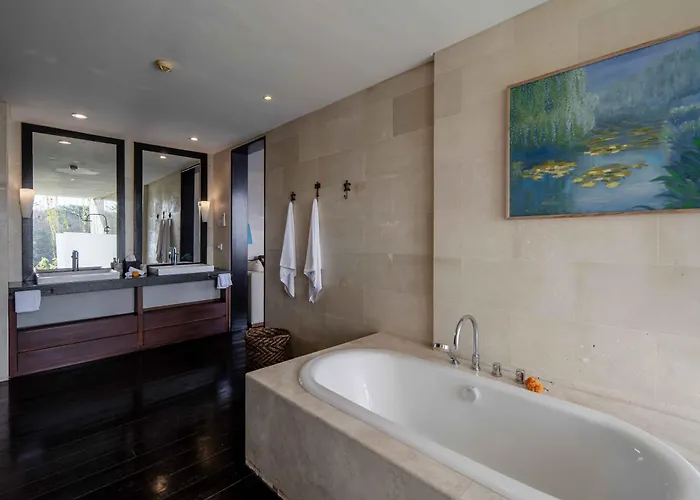 By The Cliff Bali Villa
